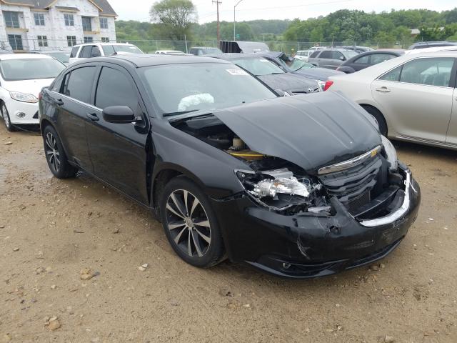 Chrysler 200 s (2012)