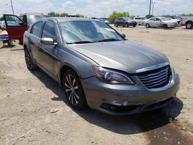Chrysler 200 s (2012)