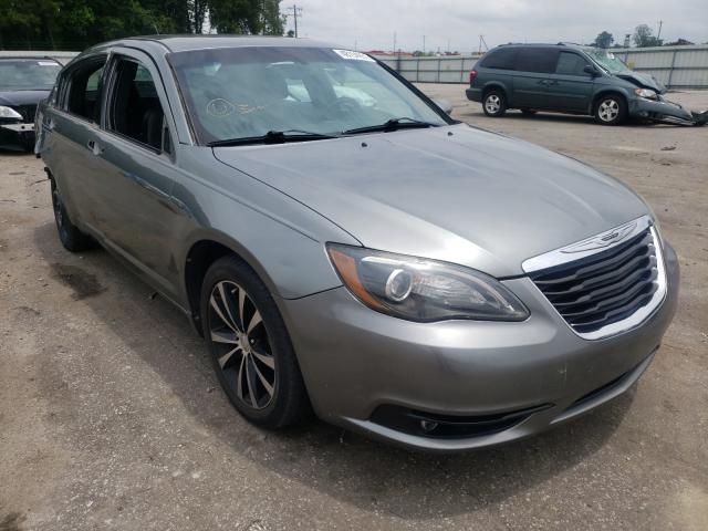 Chrysler 200 s (2011)