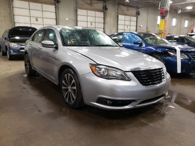 Chrysler 200 s (2014)
