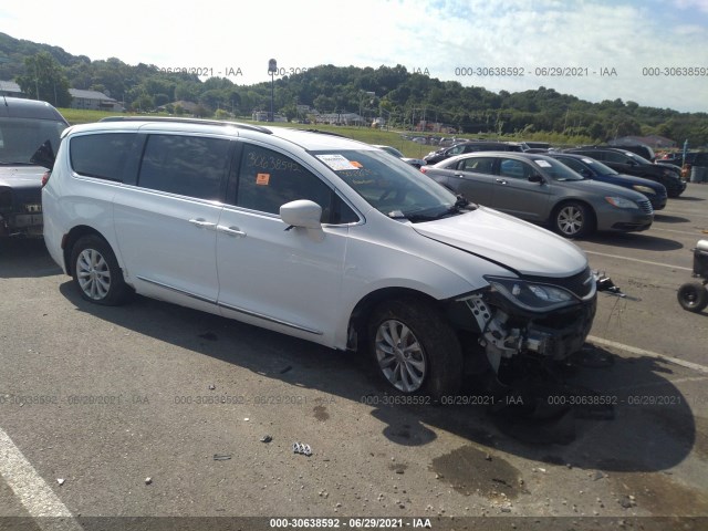 Chrysler Pacifica (2017)