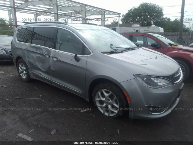 Chrysler Pacifica (2017)