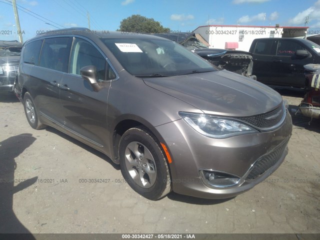 Chrysler Pacifica (2017)