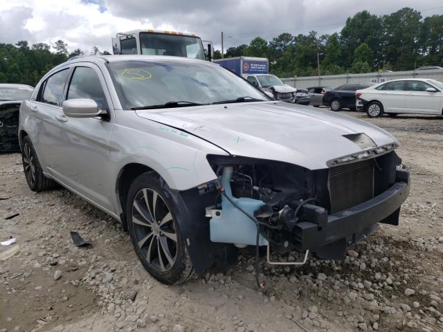 Chrysler 200 s (2012)