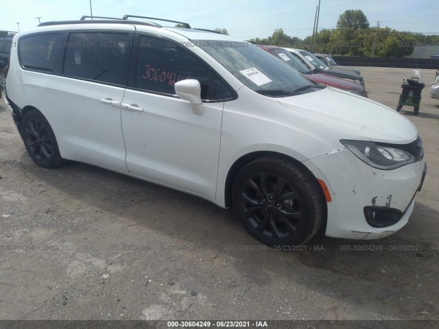 Chrysler Pacifica (2019)