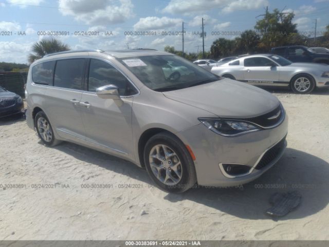 Chrysler Pacifica (2017)