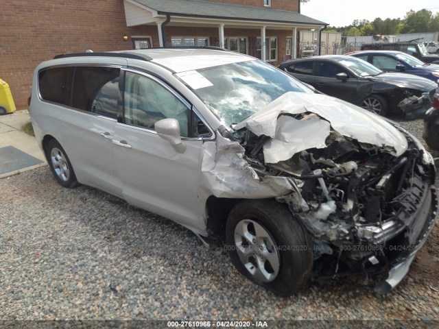 Chrysler Pacifica (2017)