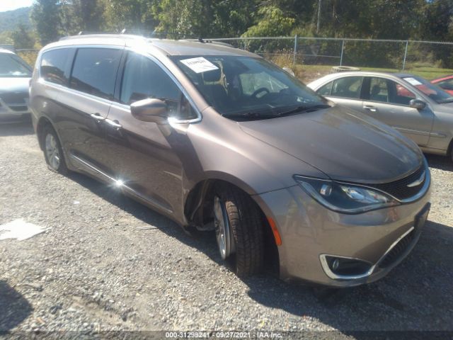 Chrysler Pacifica (2017)