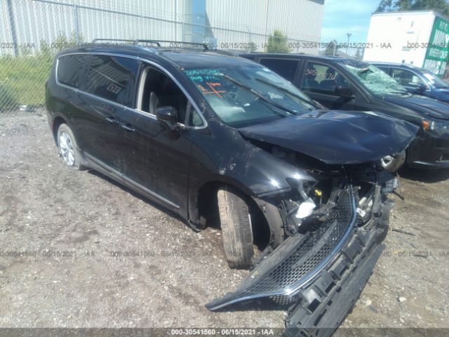 Chrysler Pacifica (2019)