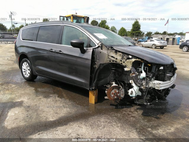 Chrysler Pacifica (2017)