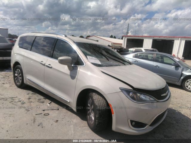 Chrysler Pacifica (2020)