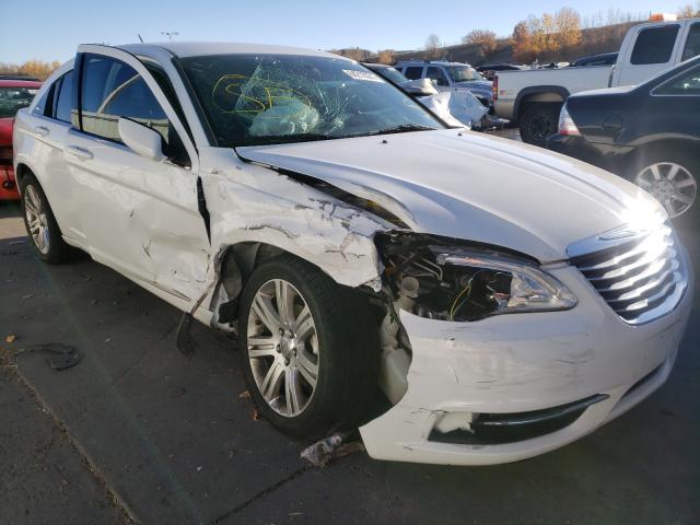 Chrysler 200 lx (2012)