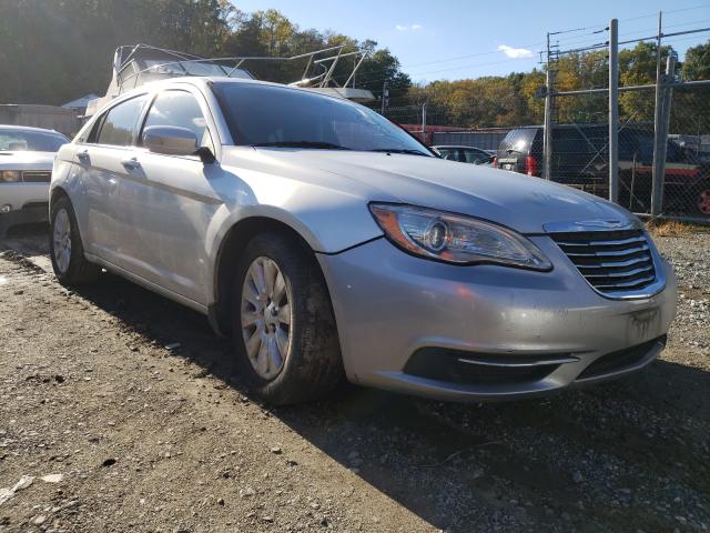 Chrysler 200 lx (2012)