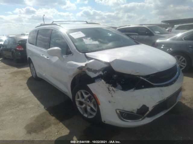 Chrysler Pacifica (2017)