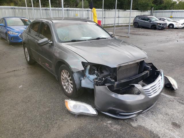 Chrysler 200 lx (2012)