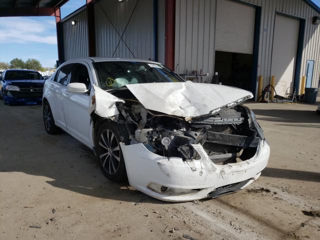 Chrysler 200 s (2012)
