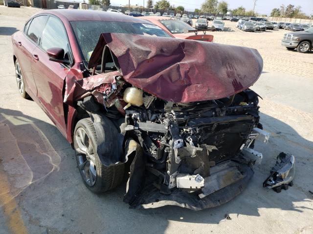 Chrysler 200 s (2015)