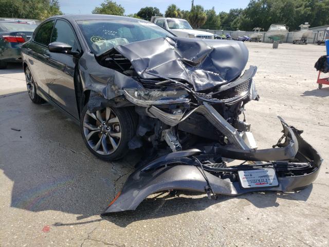 Chrysler 200 s (2015)