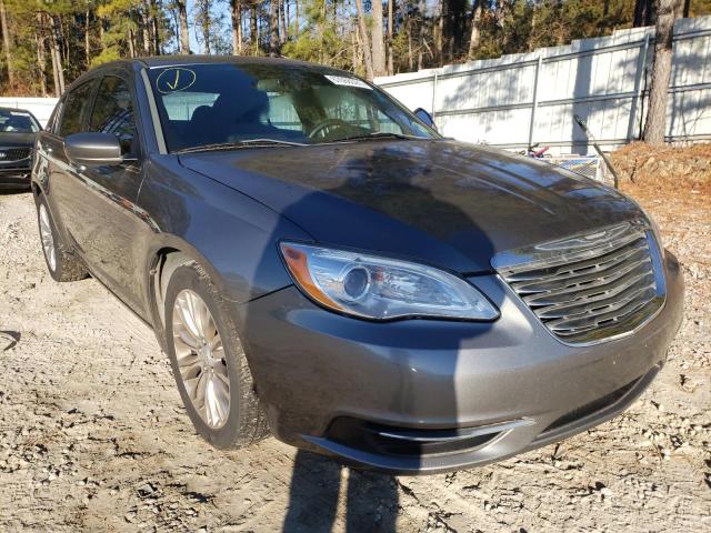 Chrysler 200 lx (2012)