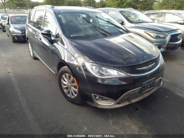 Chrysler Pacifica (2017)