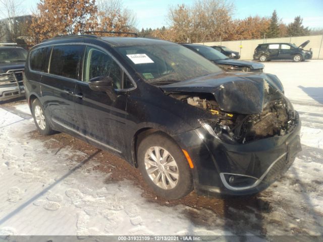 Chrysler Pacifica (2017)