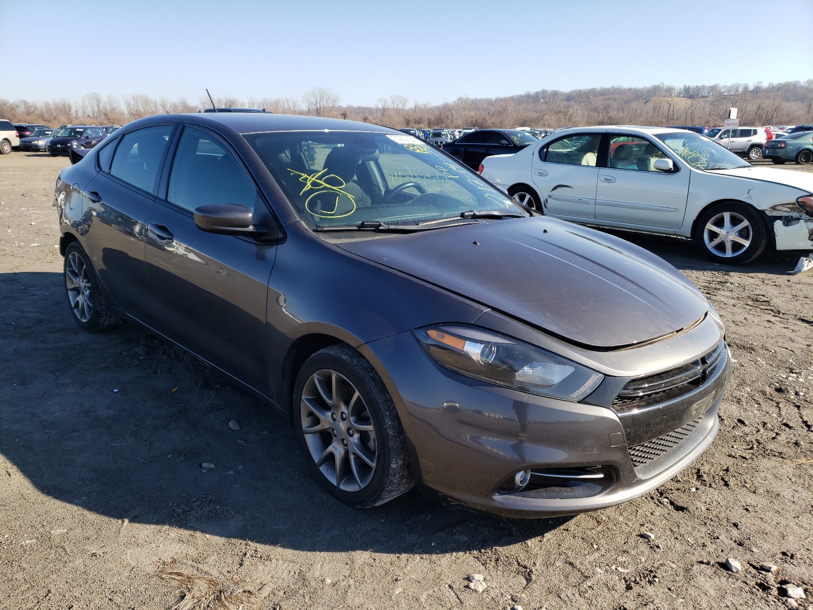 Dodge Dart sxt (2015)