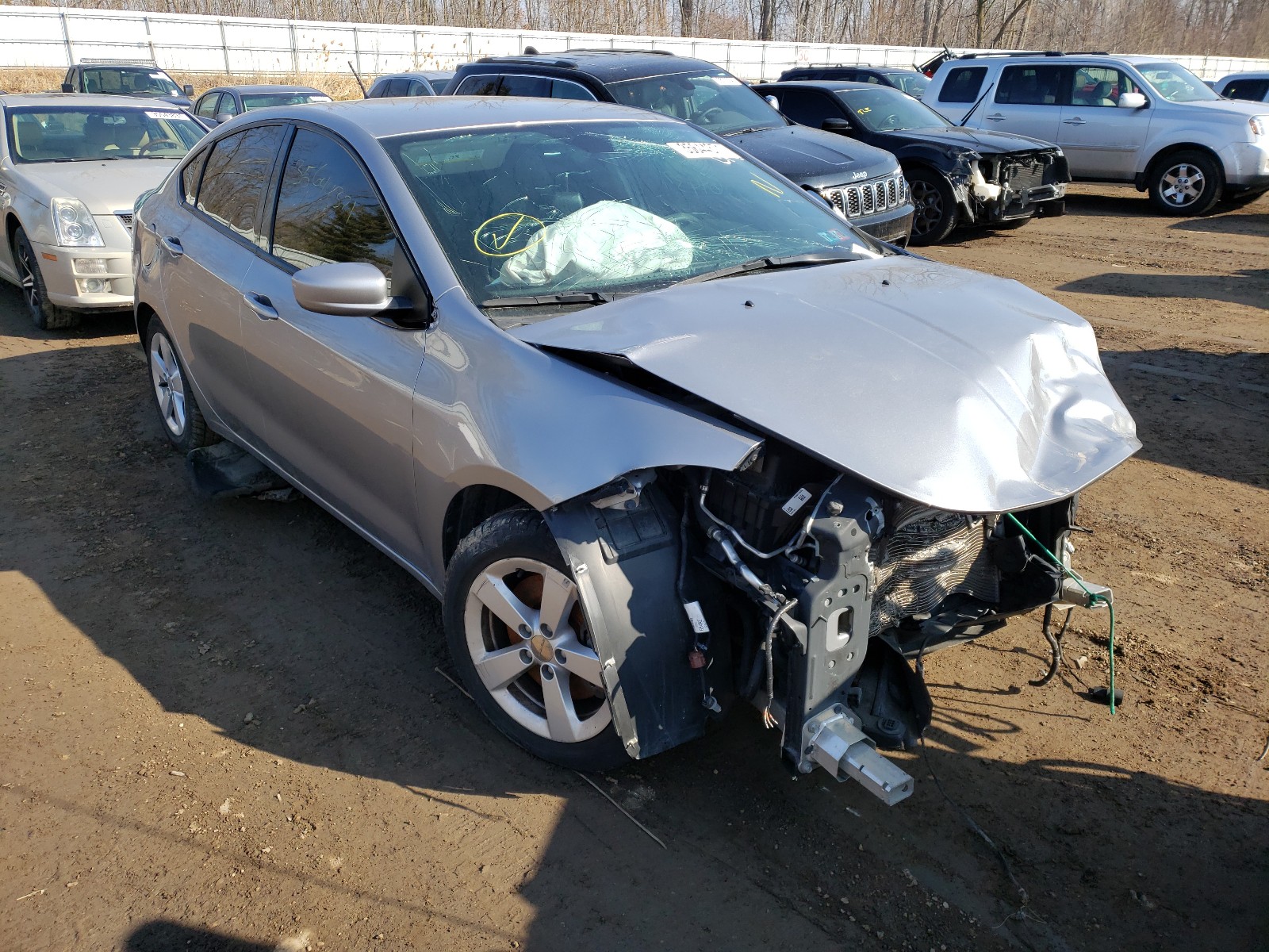 Dodge Dart sxt (2016)