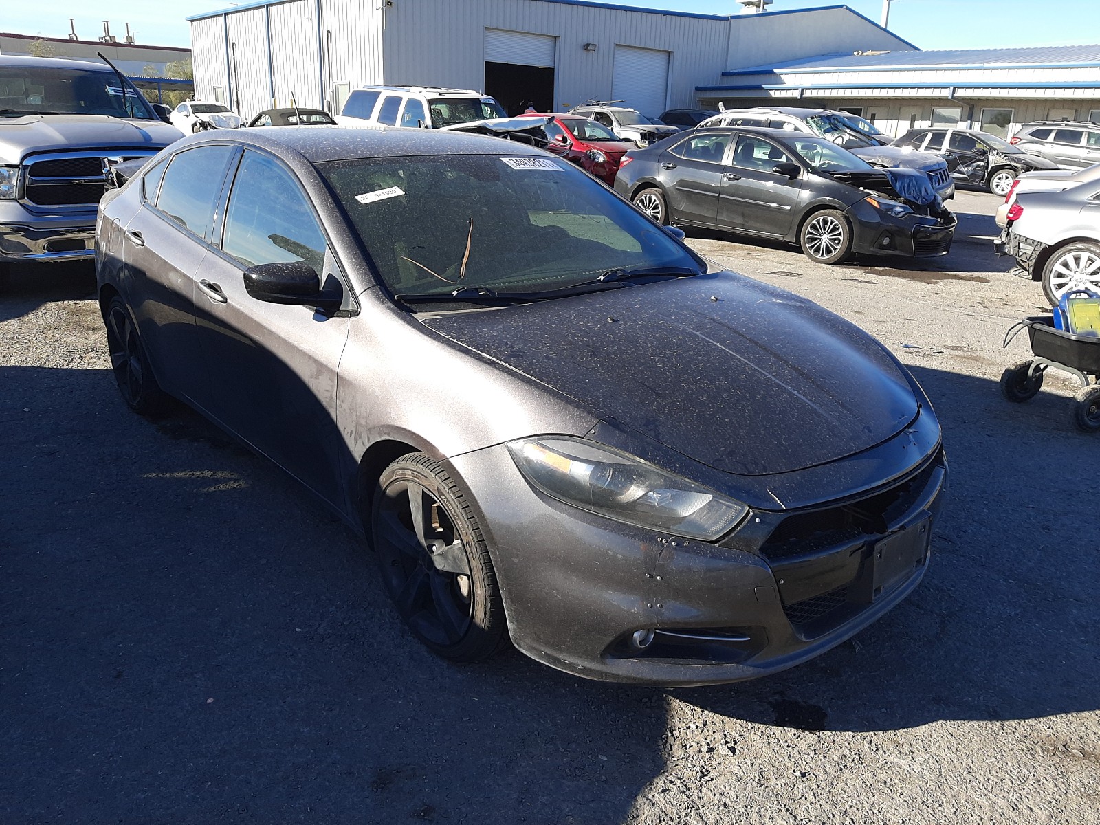 Dodge Dart sxt (2015)