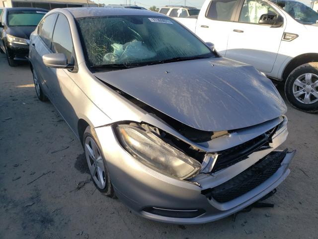 Dodge Dart sxt (2016)