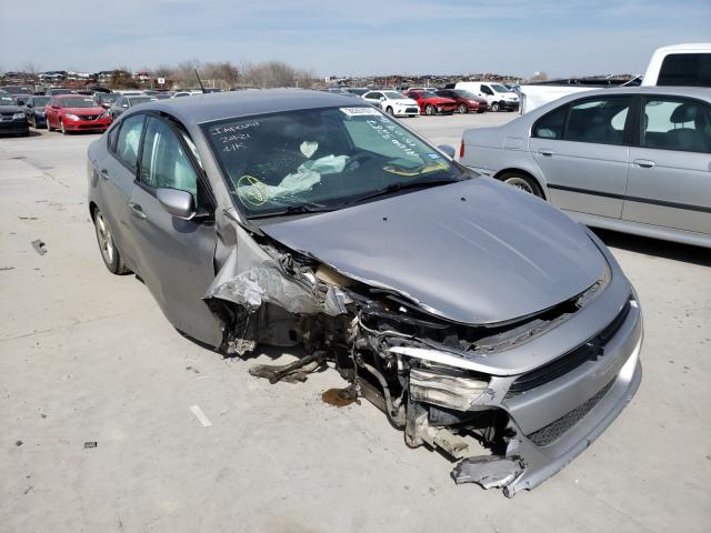 Dodge Dart sxt (2016)