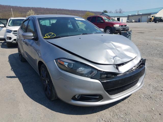 Dodge Dart sxt (2015)