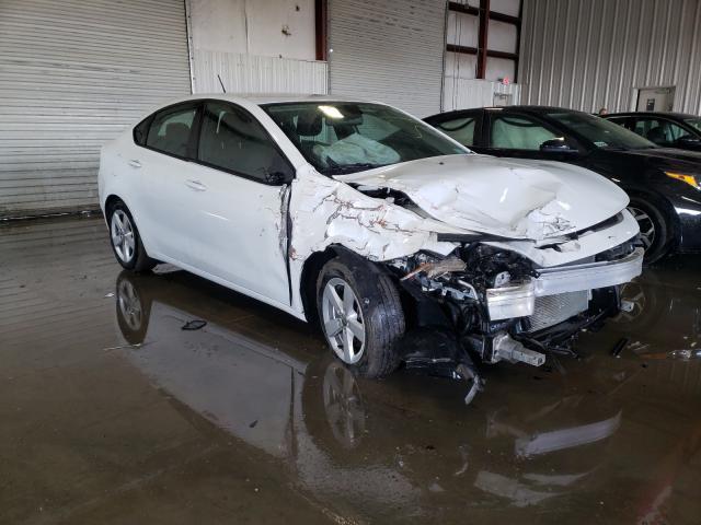 Dodge Dart sxt (2016)