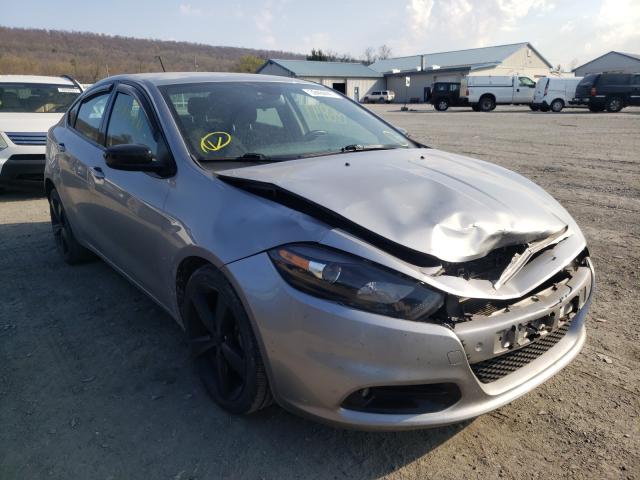 Dodge Dart sxt (2015)