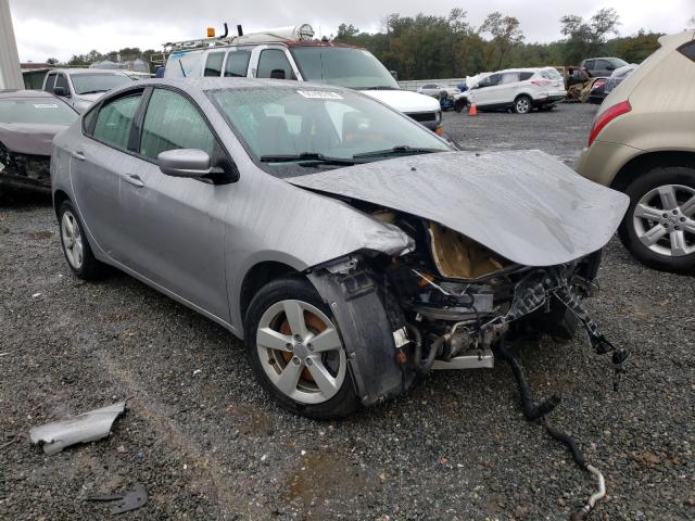 Dodge Dart sxt (2016)