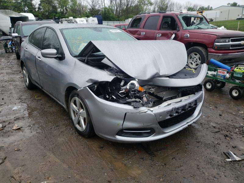 Dodge Dart sxt (2016)