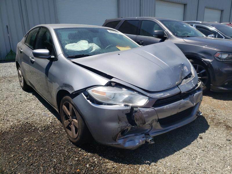 Dodge Dart sxt (2015)