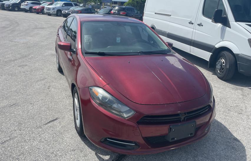 Dodge Dart sxt (2015)