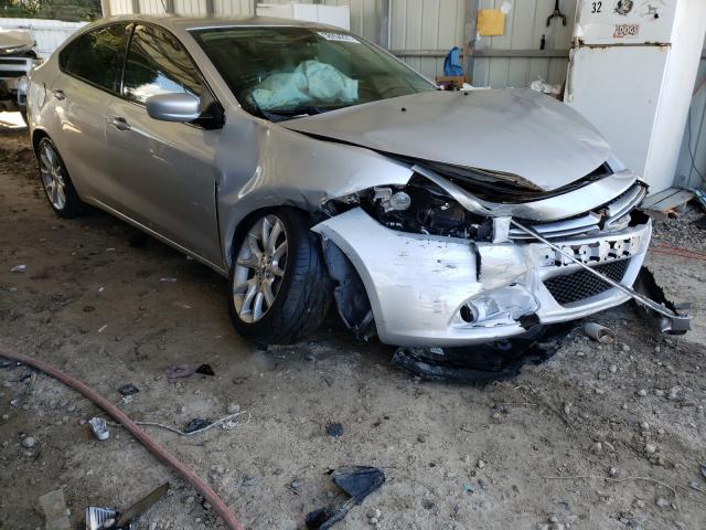 Dodge Dart sxt (2013)