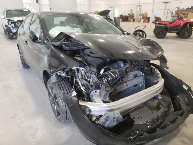Dodge Dart sxt (2016)