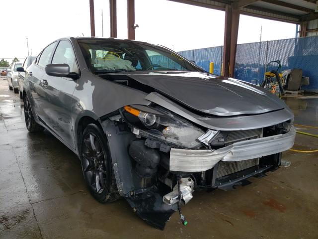 Dodge Dart sxt (2015)