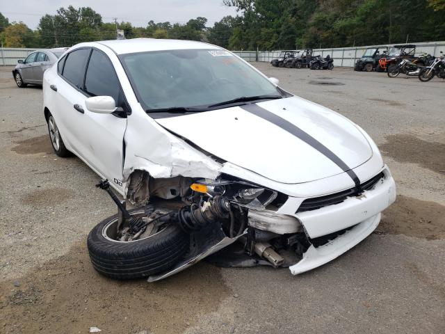 Dodge Dart sxt (2015)