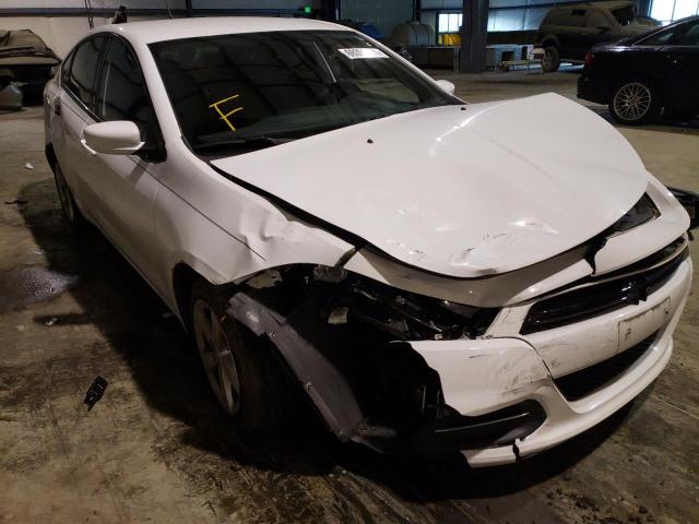 Dodge Dart sxt (2016)