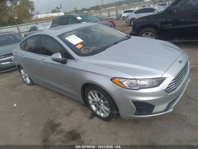Ford Fusion hybrid (2019)