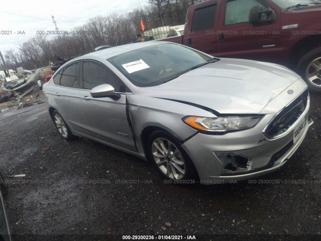 Ford Fusion hybrid (2019)