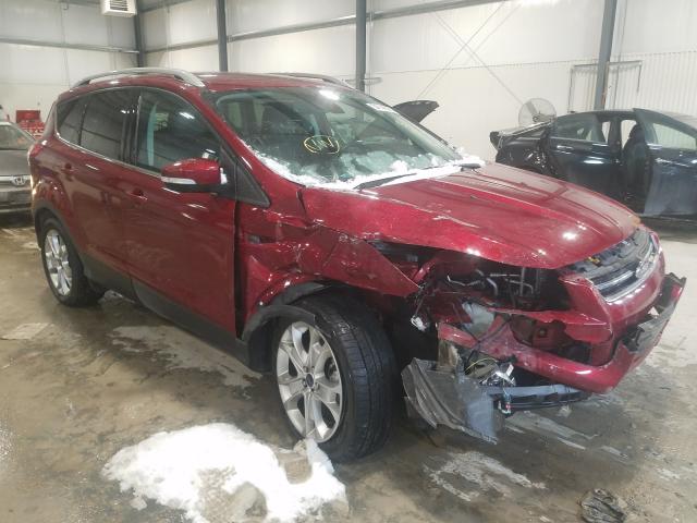 Ford Escape tit (2016)