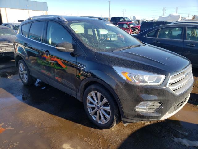 Ford Escape tit (2017)
