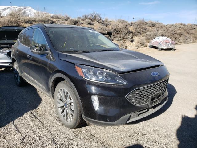 Ford Escape tit (2020)