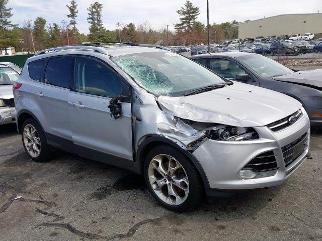 Ford Escape tit (2013)