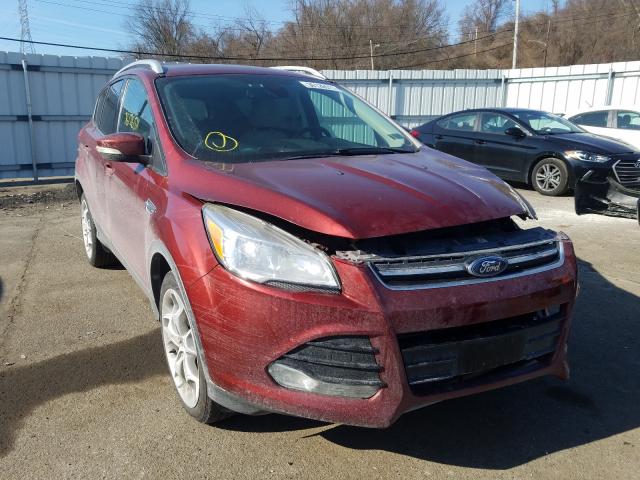 Ford Escape tit (2014)