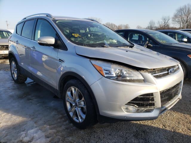 Ford Escape tit (2014)